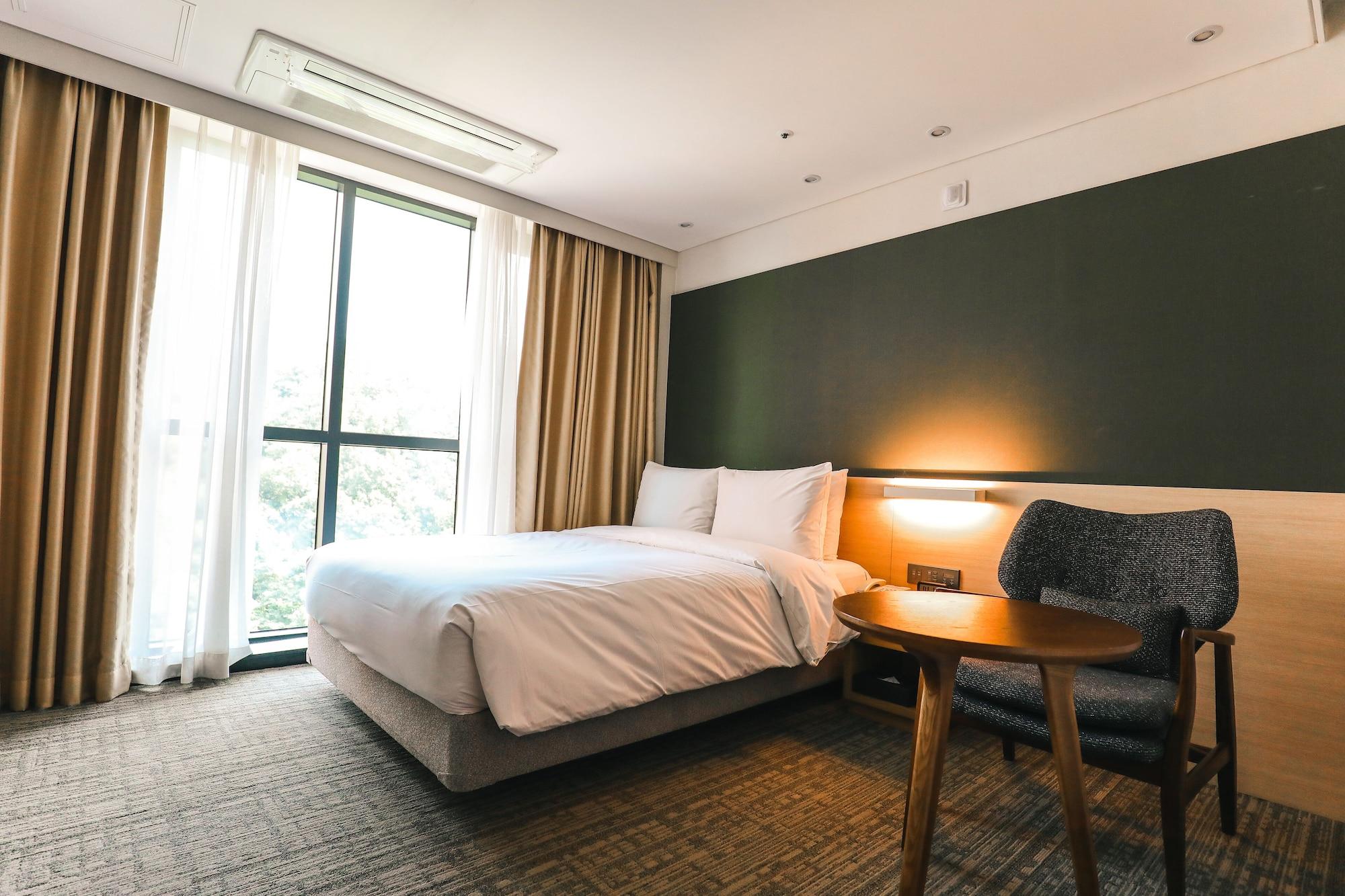 On City Hotel Cheonan Exterior photo