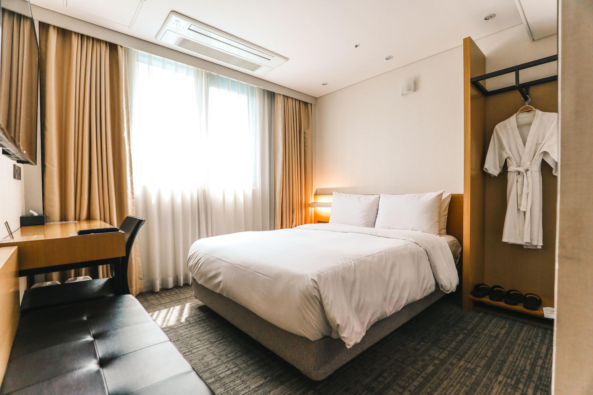 On City Hotel Cheonan Exterior photo